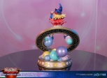 Yu-Gi-Oh! - Dunkle Magierin Standard Version sättigende Farben Statue 30cm