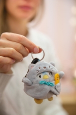 Nici, Waddle Pinguin mit Ende und Katzenkostüm Geschenkbox 10cm