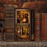CuteBee Rose Detektei Book Nook