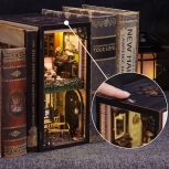 CuteBee Rose Detektei Book Nook